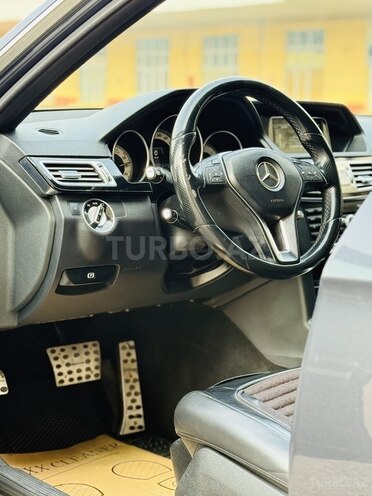 Mercedes E 220 2013, 296,376 km - 2.1 л - İmişli