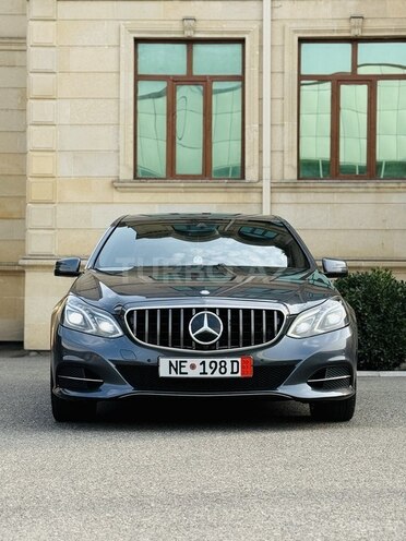 Mercedes E 220 2013, 296,376 km - 2.1 л - İmişli