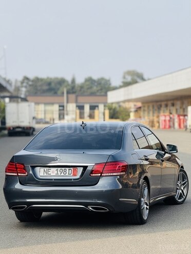 Mercedes E 220 2013, 296,376 km - 2.1 л - İmişli