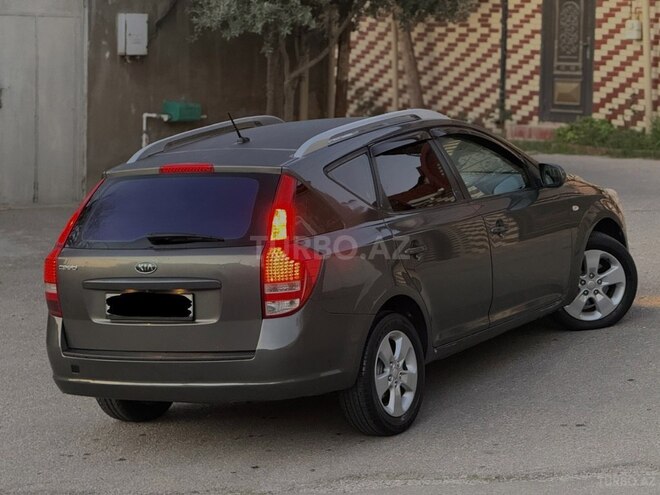 Kia  2009, 220,000 km - 1.4 l - Bakı