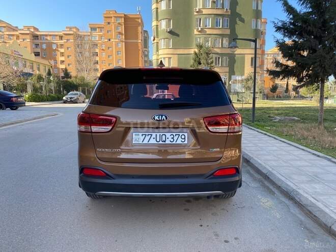 Kia Sorento-8