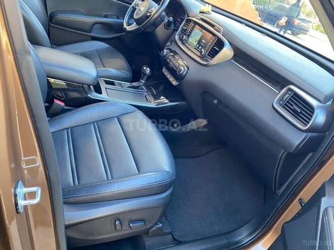 Kia Sorento-10