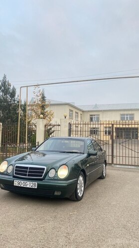 Mercedes E 280 1998, 350,000 km - 2.8 l - Masallı