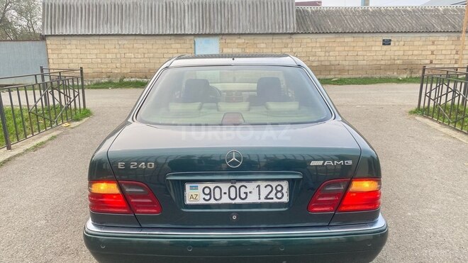 Mercedes E 280 1998, 350,000 km - 2.8 l - Masallı