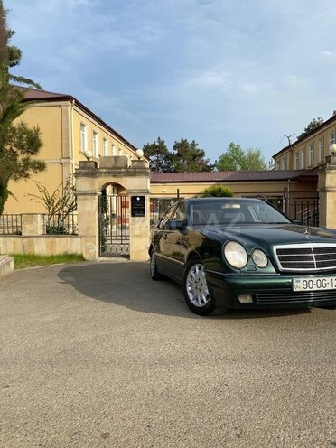 Mercedes E 280 1998, 350,000 km - 2.8 l - Masallı