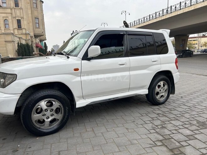 Mitsubishi Pajero io 1999, 347,000 km - 1.8 l - Bakı