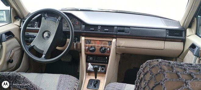 Mercedes 230 E 1990, 351,520 km - 2.3 l - Bakı
