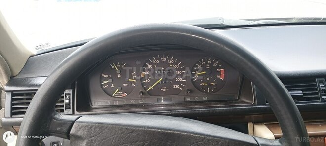 Mercedes 230 E 1990, 351,520 km - 2.3 l - Bakı