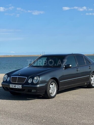 Mercedes E 200 1999, 425,000 km - 2.0 l - Bakı