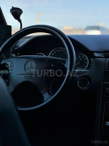 Mercedes E 200 1999, 425,000 km - 2.0 l - Bakı
