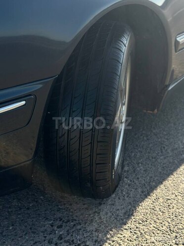 Mercedes E 200 1999, 425,000 km - 2.0 l - Bakı