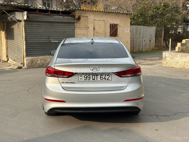 Hyundai Elantra 2018, 96,100 km - 2.0 л - Bakı