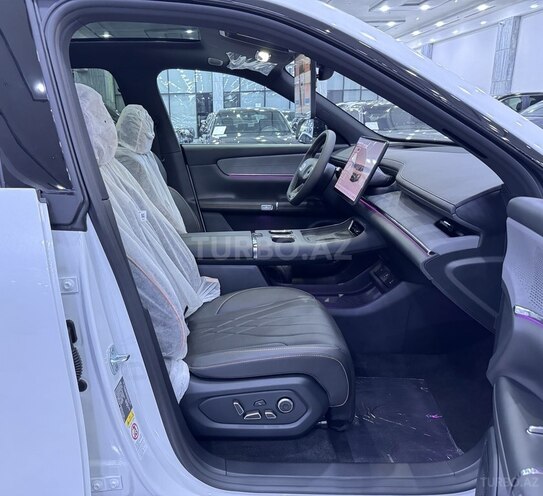 Changan Qiyuan Q07-12