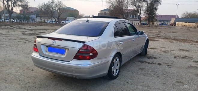 Mercedes E 270 2002, 395,000 km - 2.7 l - Sumqayıt