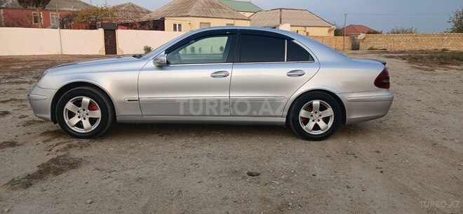 Mercedes E 270 2002, 395,000 km - 2.7 l - Sumqayıt