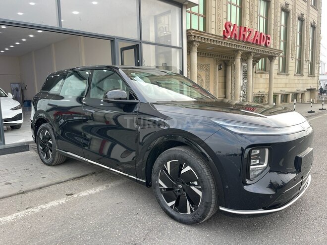 Changan Qiyuan Q07-3