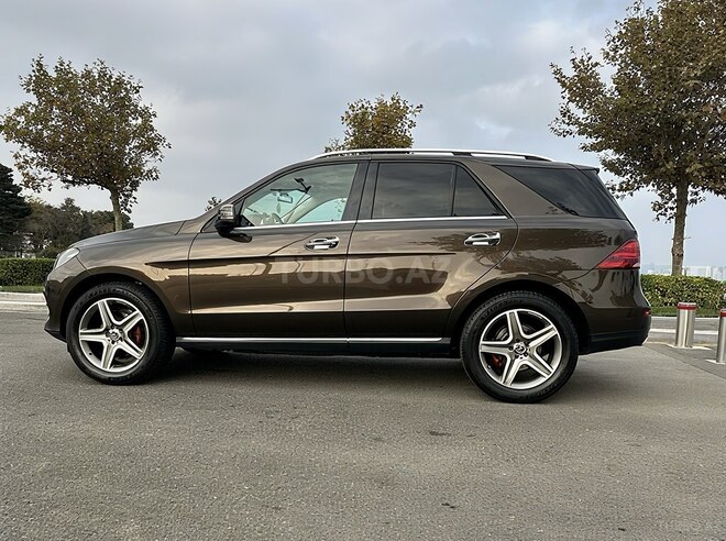 Mercedes GLE 250 4MATIC 2016, 209,700 km - 2.1 л - Bakı