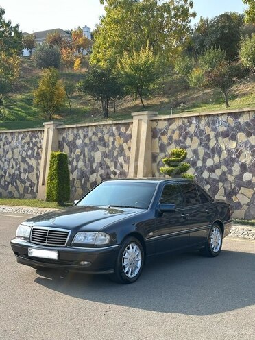 Mercedes C 240 1997, 370,000 km - 2.4 л - Tovuz