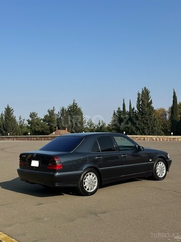 Mercedes C 240 1997, 370,000 km - 2.4 л - Tovuz