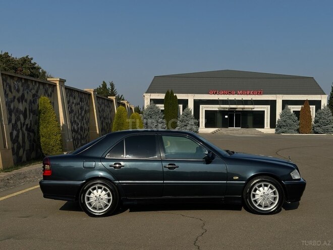 Mercedes C 240 1997, 370,000 km - 2.4 л - Tovuz