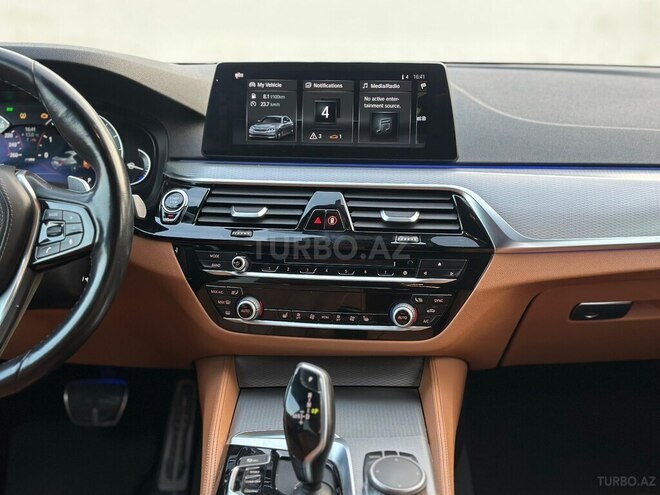 BMW 520 2017, 229,000 km - 2.0 l - Bakı