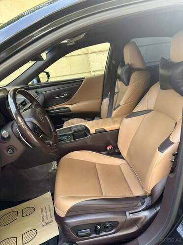 Lexus ES 300h 2020, 99,500 km - 2.5 л - Bakı