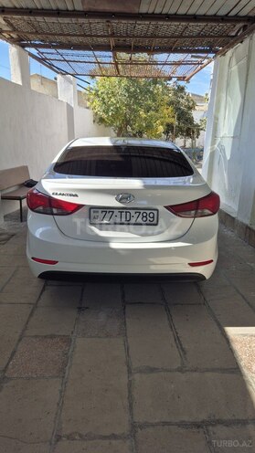 Hyundai Elantra 2015, 111,367 km - 1.8 л - Bakı