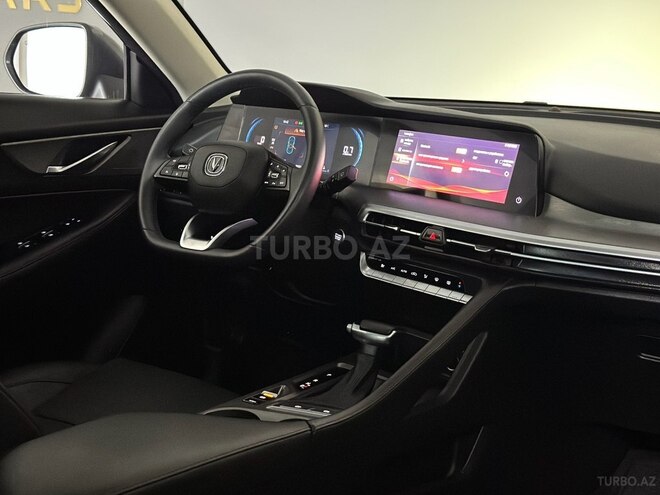 Changan CS 35 Plus-12