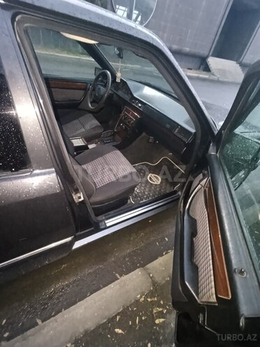Mercedes 230 E 1991, 324,000 km - 2.3 л - Goranboy