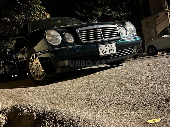 Mercedes E 220 1998, 334,500 km - 2.2 l - Astara