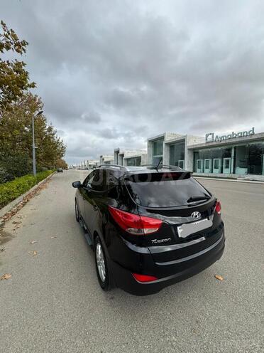 Hyundai ix35 2011, 313,200 km - 2.0 l - Bakı