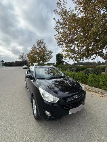 Hyundai ix35 2011, 313,200 km - 2.0 l - Bakı