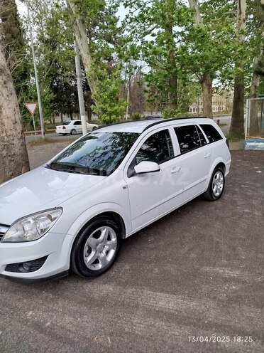 Opel Astra 2007, 318,808 km - 1.3 l - Mingəçevir