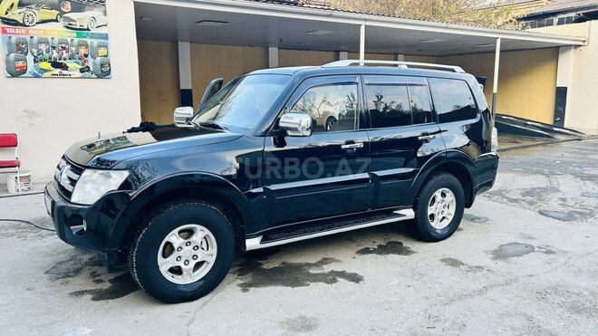 Mitsubishi Pajero 2007, 182,000 km - 3.0 л - Gəncə