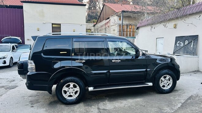 Mitsubishi Pajero 2007, 182,000 km - 3.0 л - Gəncə