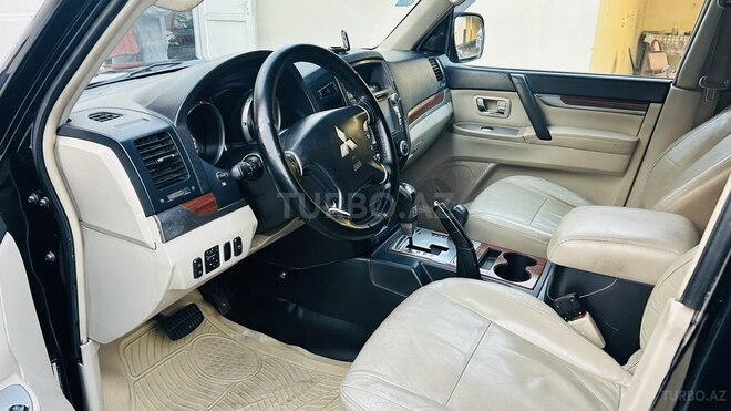 Mitsubishi Pajero 2007, 182,000 km - 3.0 л - Gəncə