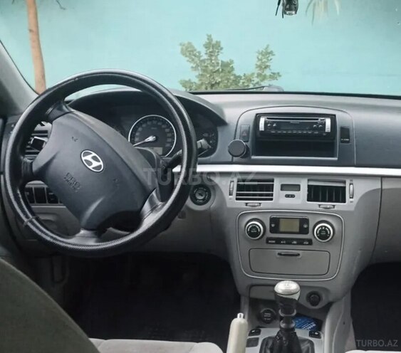 Hyundai Sonata 2005, 300,000 km - 2.4 l - Xudat