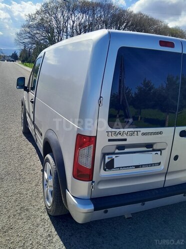 Ford Transit Connect-5