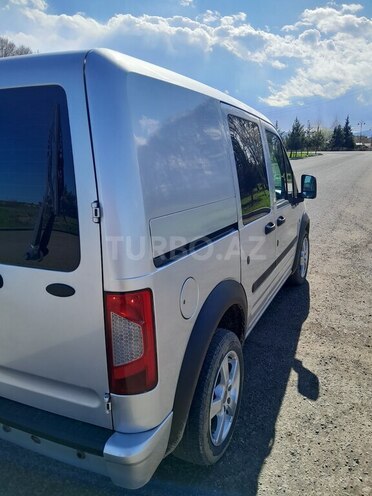 Ford Transit Connect-6