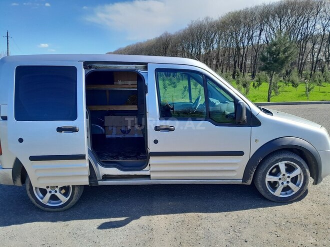 Ford Transit Connect-7
