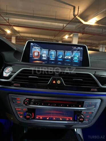 BMW 740-11