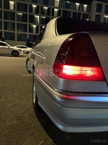 Mercedes C 220 1999, 250,836 km - 2.2 л - Bakı