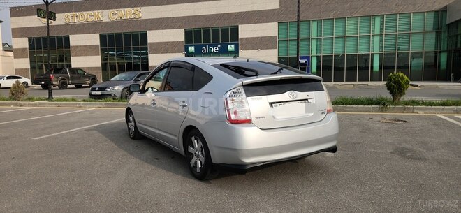 Toyota Prius 2008, 303,000 km - 1.5 l - Bakı