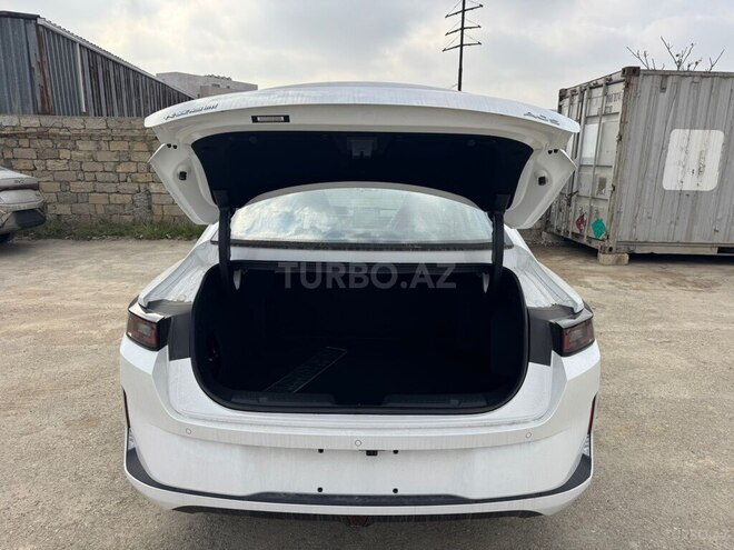 Changan Qiyuan A05 2025, 0 km - 1.5 л - Bakı