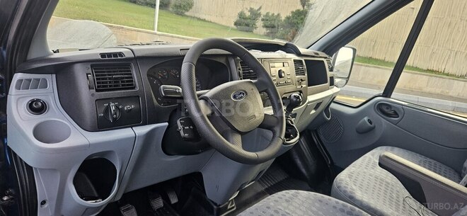 Ford Transit 2007, 203,000 km - 2.4 л - Bakı