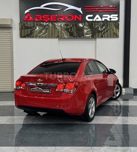 Chevrolet Cruze-13