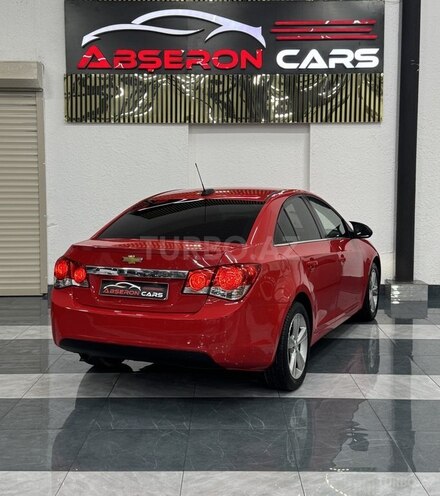 Chevrolet Cruze-11