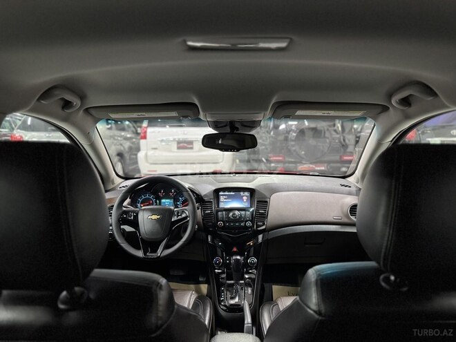Chevrolet Cruze-20