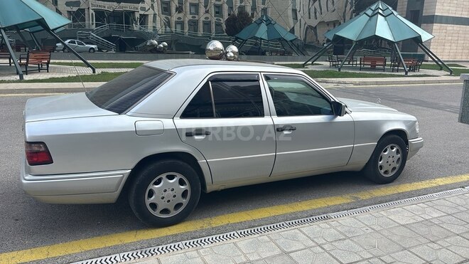 Mercedes E 200 1994, 350,000 km - 2.0 л - Bakı