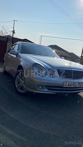 Mercedes E 320 2005, 330,489 km - 3.2 l - Qəbələ